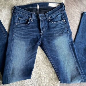 Rag & Bone Skinny Jeans EUC 25